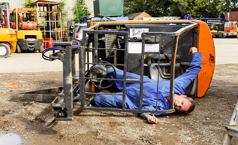 forklift truck tip over action